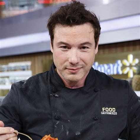 Rocco dispirito - R occo DiSpirito was one of the first celebrity chefs. His 2003–2004 television show, The Restaurant, presaged a wave of reality food programs and launched him into the pantheon of one-name ...